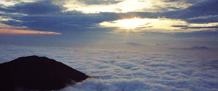 ���(y��ng)��ɽ